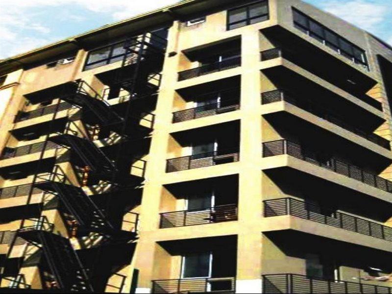 The Fort Budget Hotel- Bonifacio Global City Makati City Exterior photo