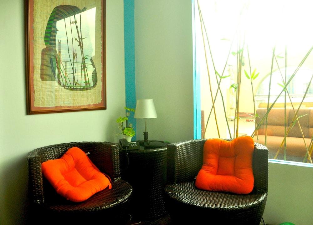 The Fort Budget Hotel- Bonifacio Global City Makati City Exterior photo