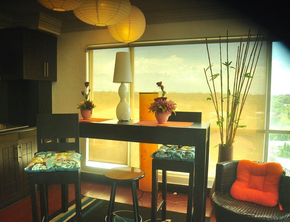 The Fort Budget Hotel- Bonifacio Global City Makati City Exterior photo