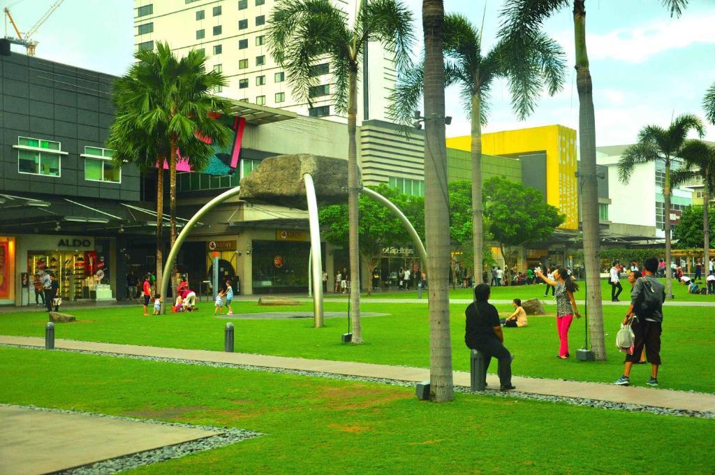 The Fort Budget Hotel- Bonifacio Global City Makati City Exterior photo