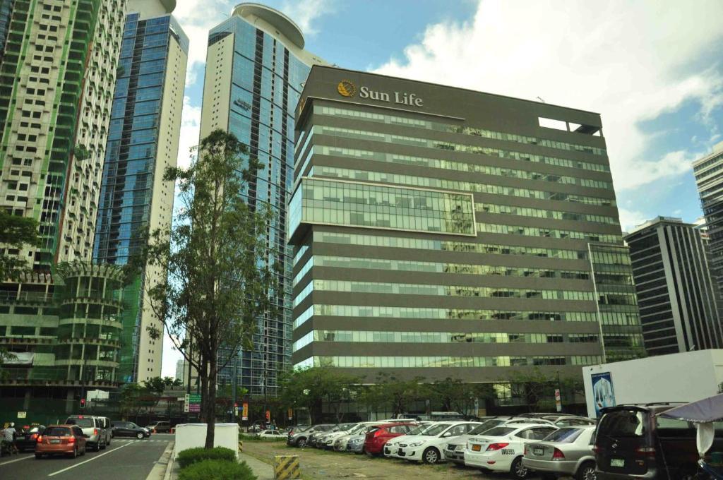 The Fort Budget Hotel- Bonifacio Global City Makati City Exterior photo