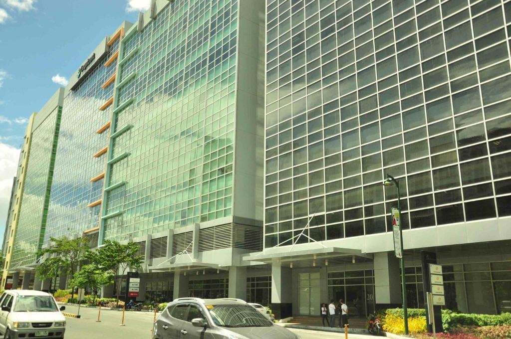 The Fort Budget Hotel- Bonifacio Global City Makati City Exterior photo