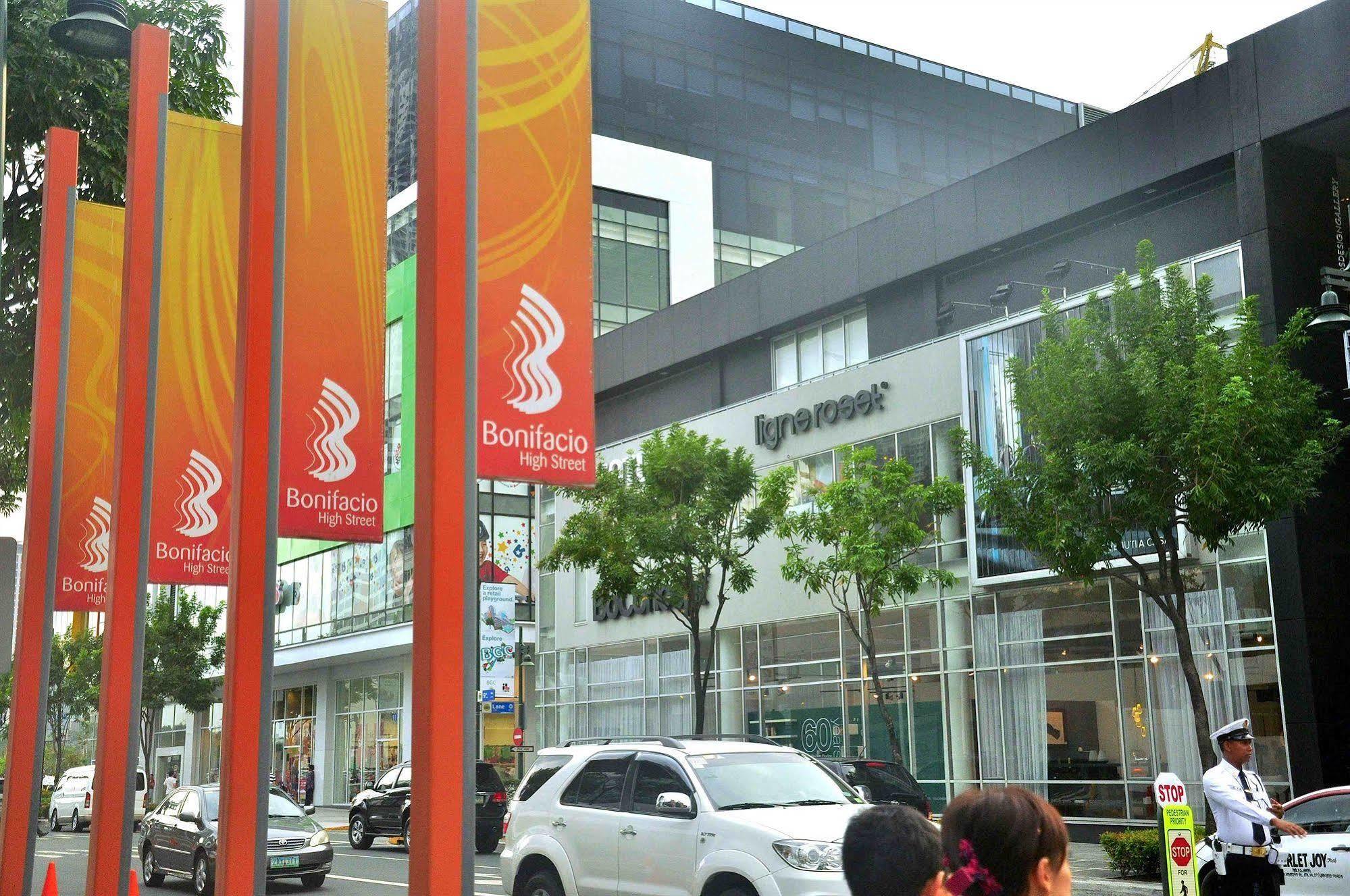 The Fort Budget Hotel- Bonifacio Global City Makati City Exterior photo